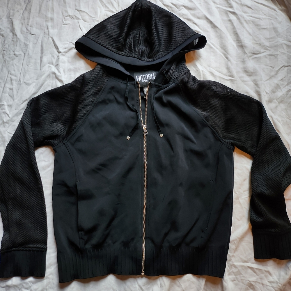 Victoria Sport Mesh Hooded Jacket